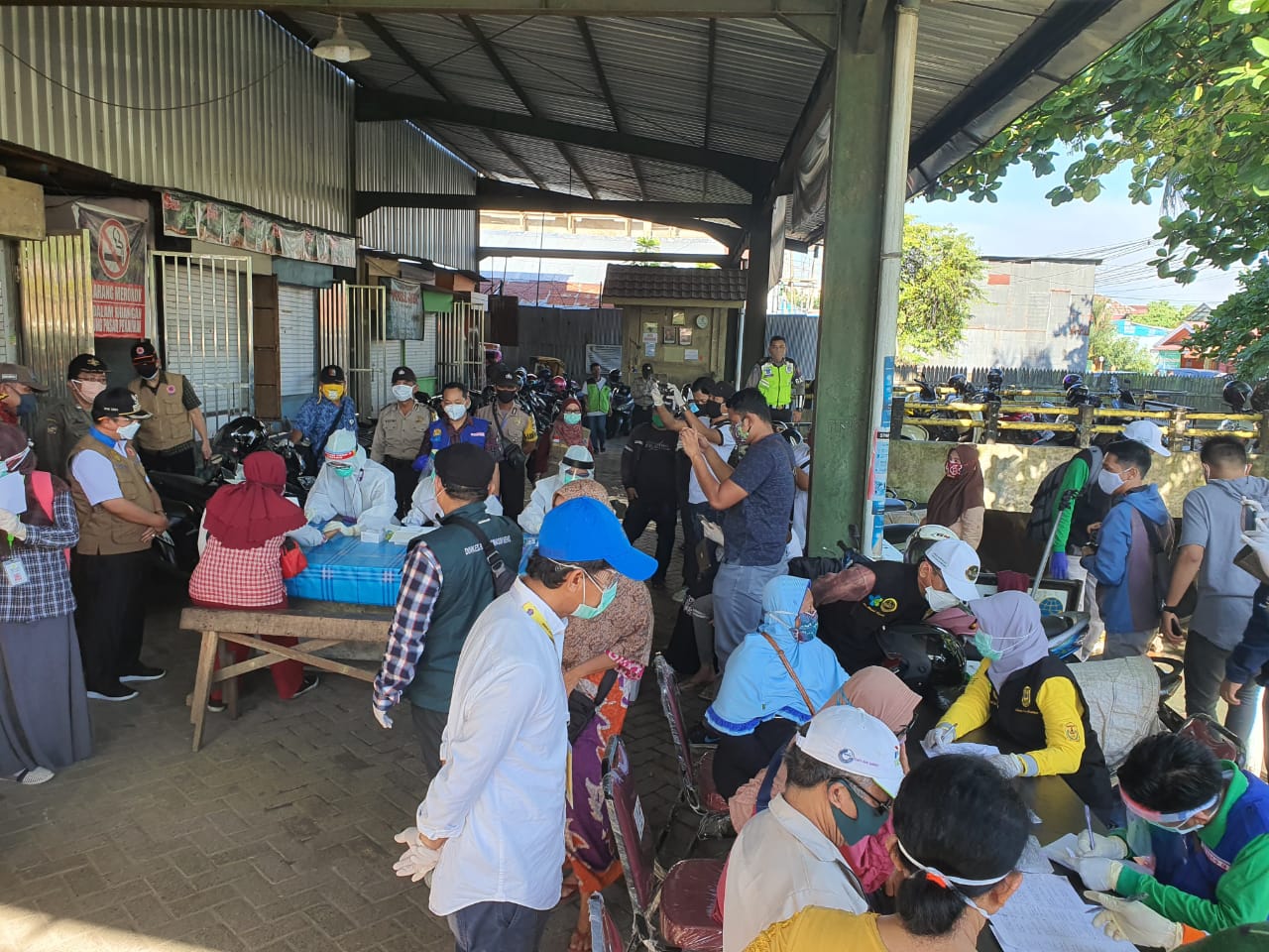 Rapid test massal digelar di sejumlah pasar di Kota Banjarmasin, Kalimantan Selatan