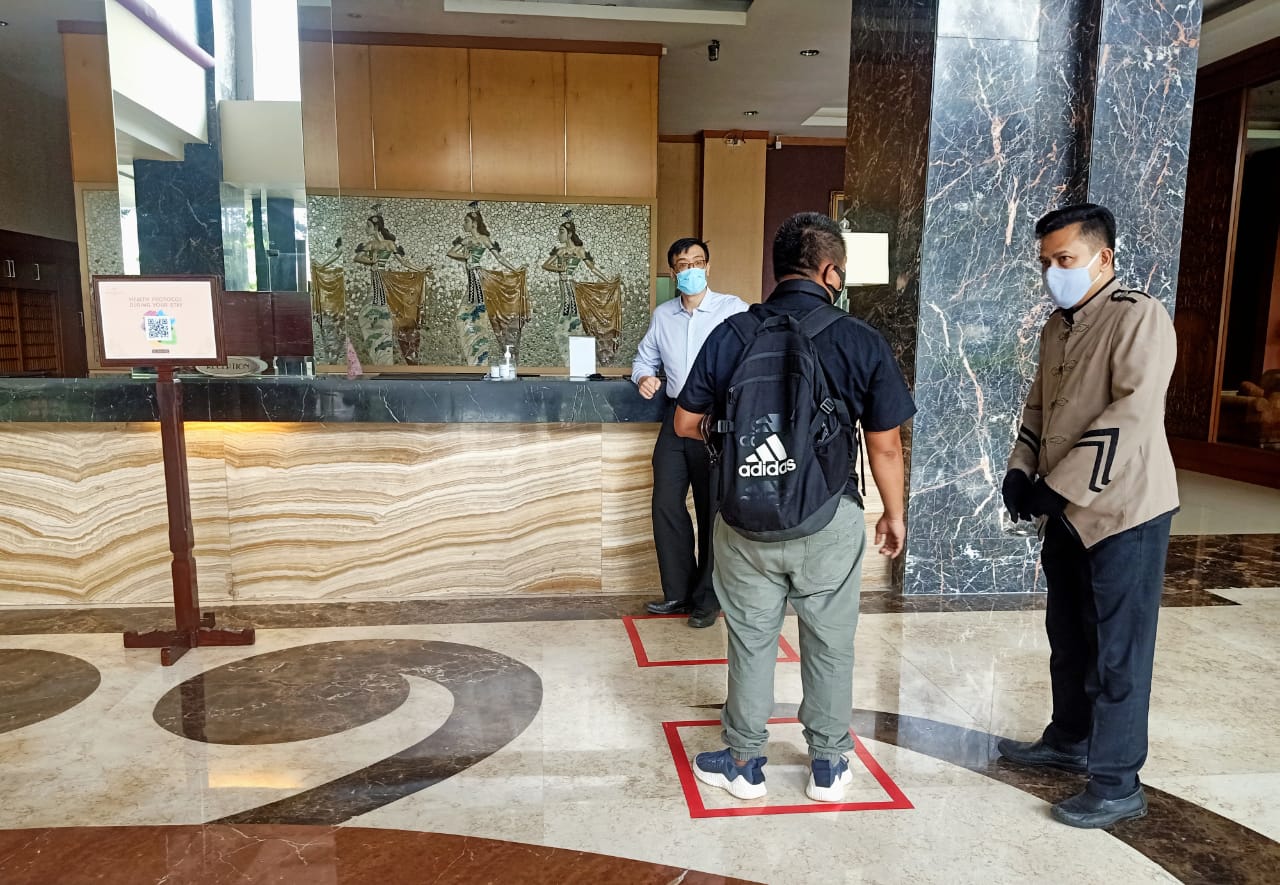 Diharapkan pengunjung hotel bisa menikmati seluruh fasilitas dengan tenang. 