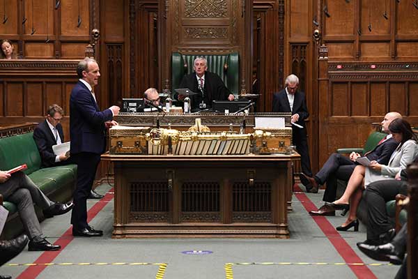 Tiongkok Ancam Inggris jika Beri Kewarganegaraan Hong Kong