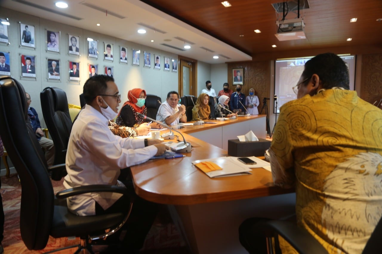 Ketua Umum Apkasi Abdullah Azwar Anas  mengatakan saat ini perlu cara baru untuk melibatkan generasi milenial dalam pembangunan bangsa.