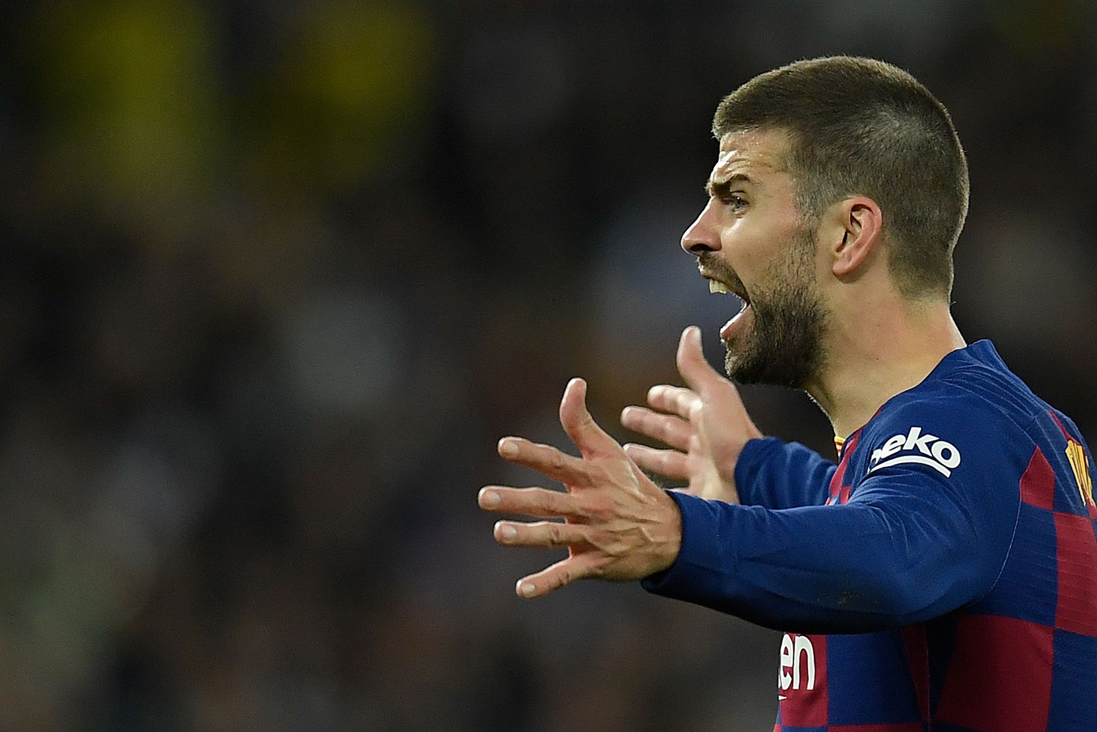 Bek Barcelona, Gerard Pique