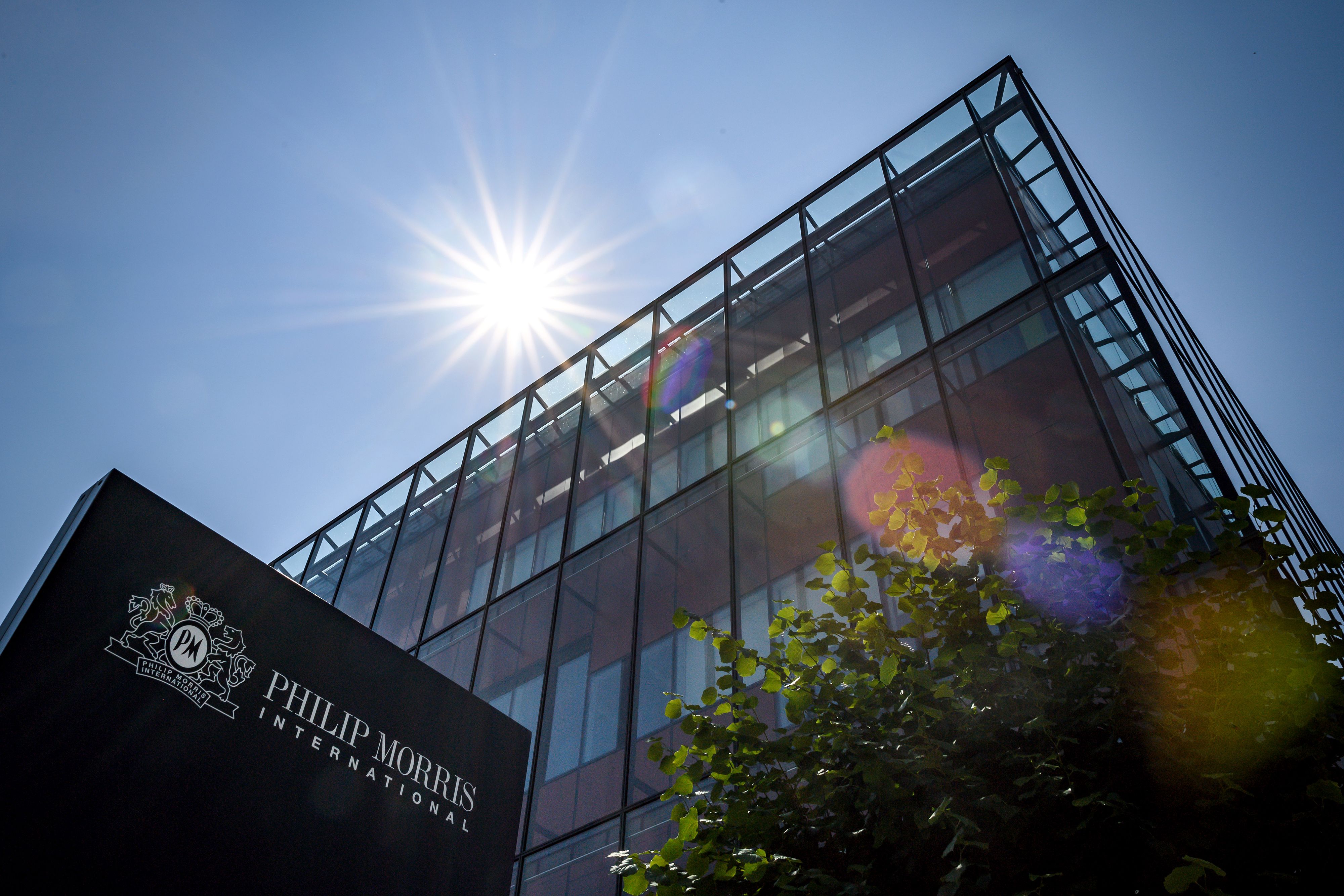 Tempat penelitian dan pengembangan perusahaan pembuat rokok dan tembakau Philip Morris International, di Neuchatel, Swiss.