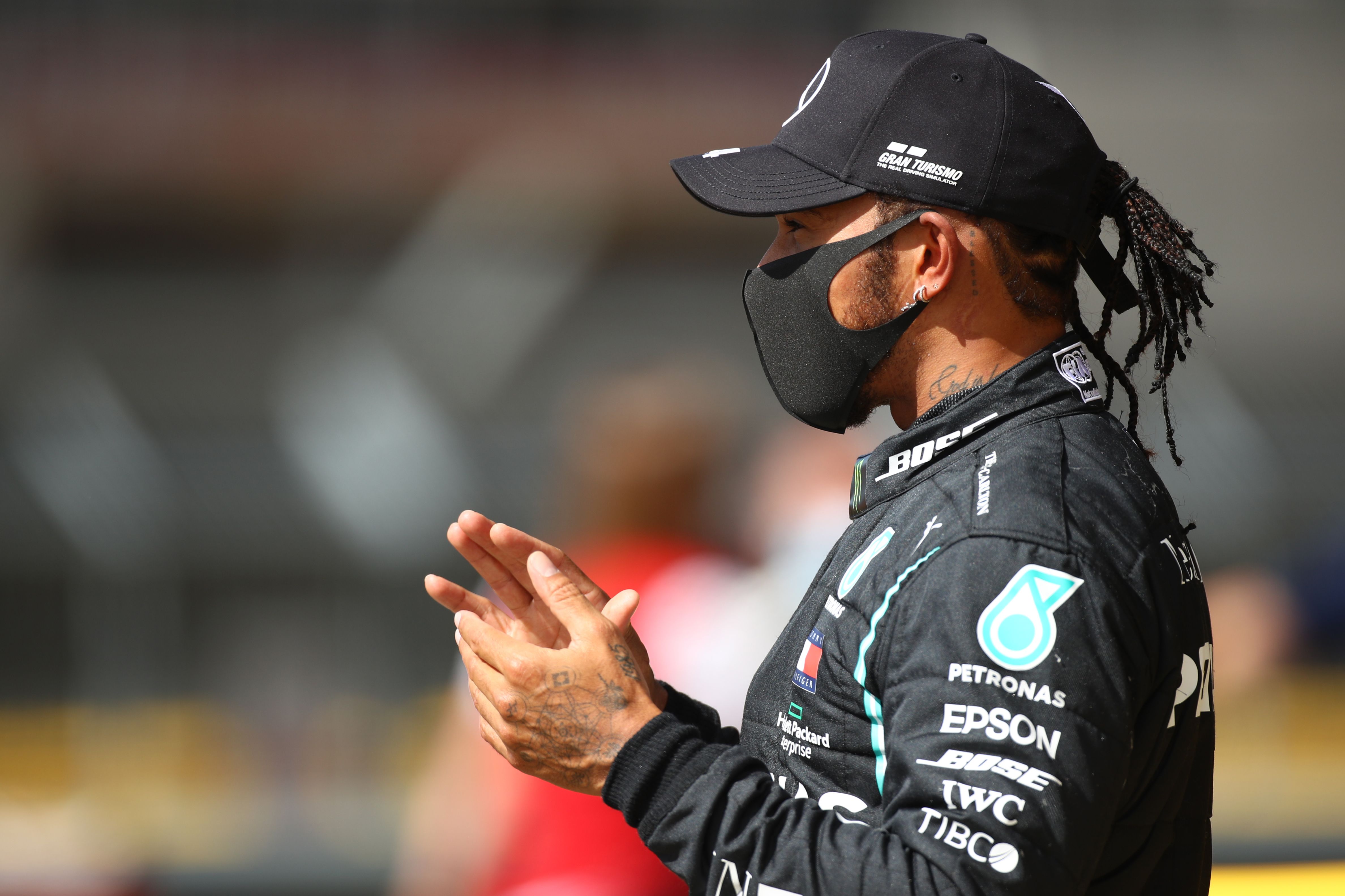 Pembalap Mercedes Lewis Hamilton