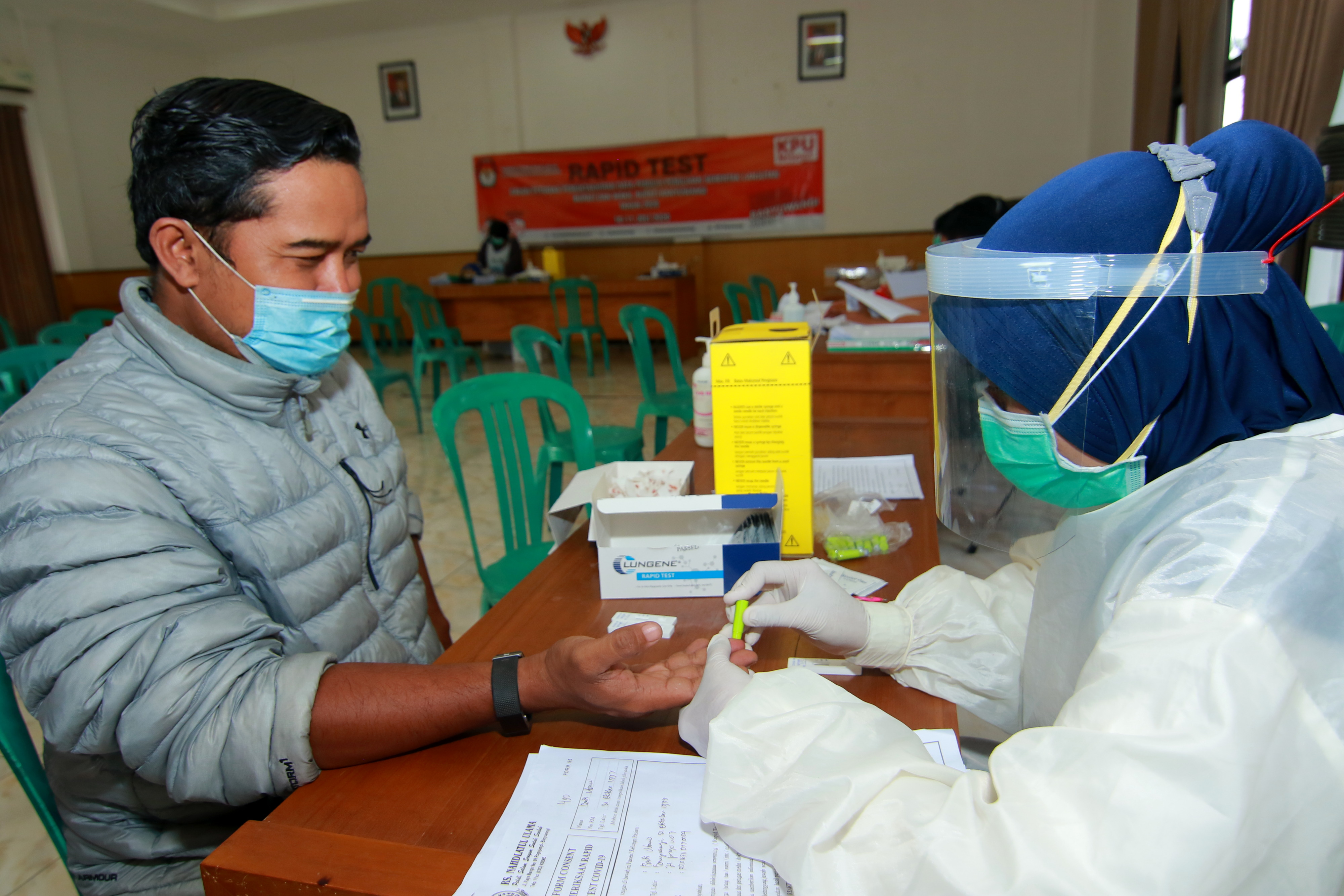 Ilustrasi rapid test di Banyuwangi