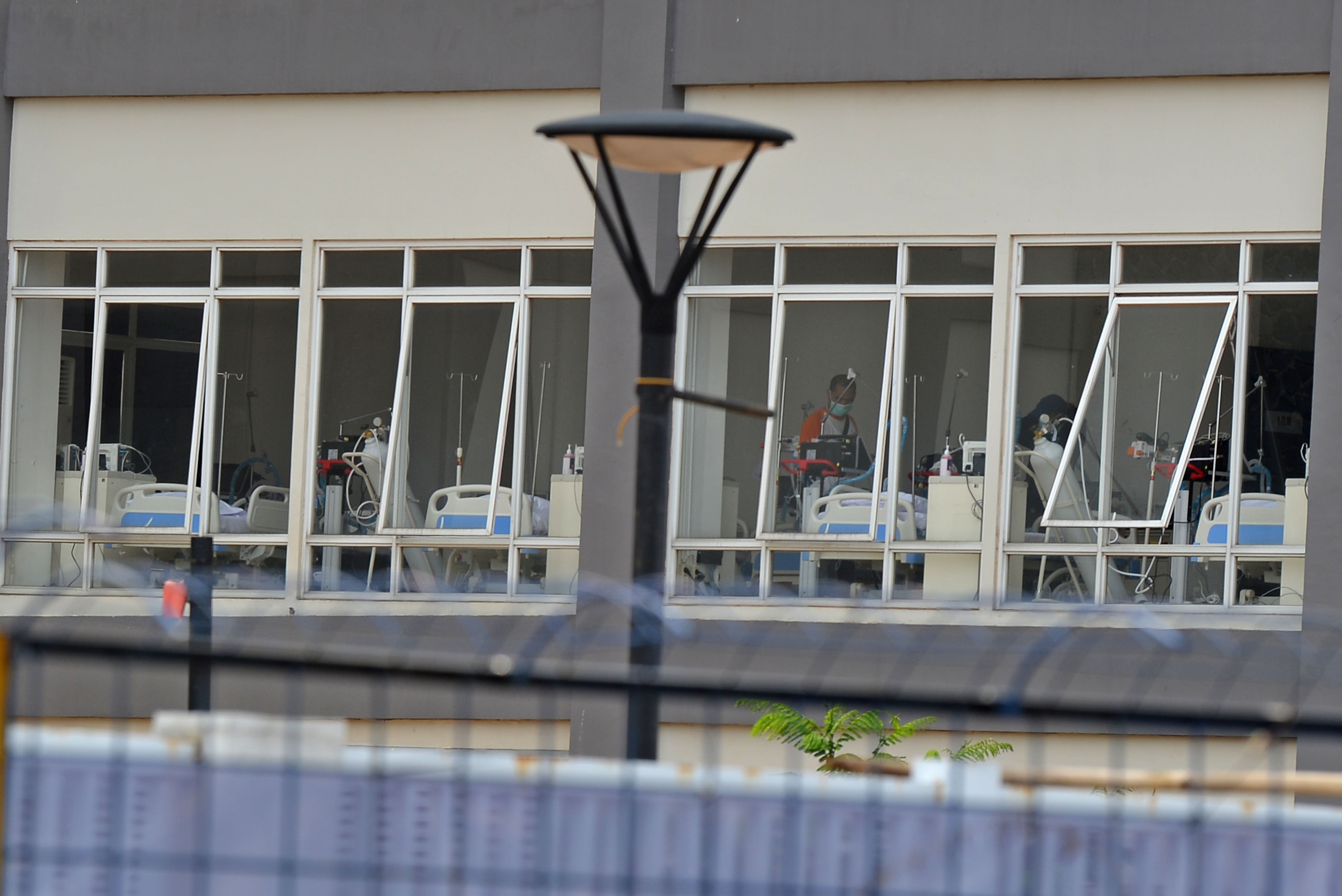 Hari Ini, 1.428 Pasien Covid-19 Dirawat di RSD Wisma Atlet