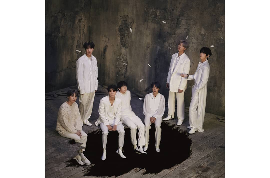 Grup K-Pop, BTS, memenangkan empat piala MTV VMA, Senin (31/8).