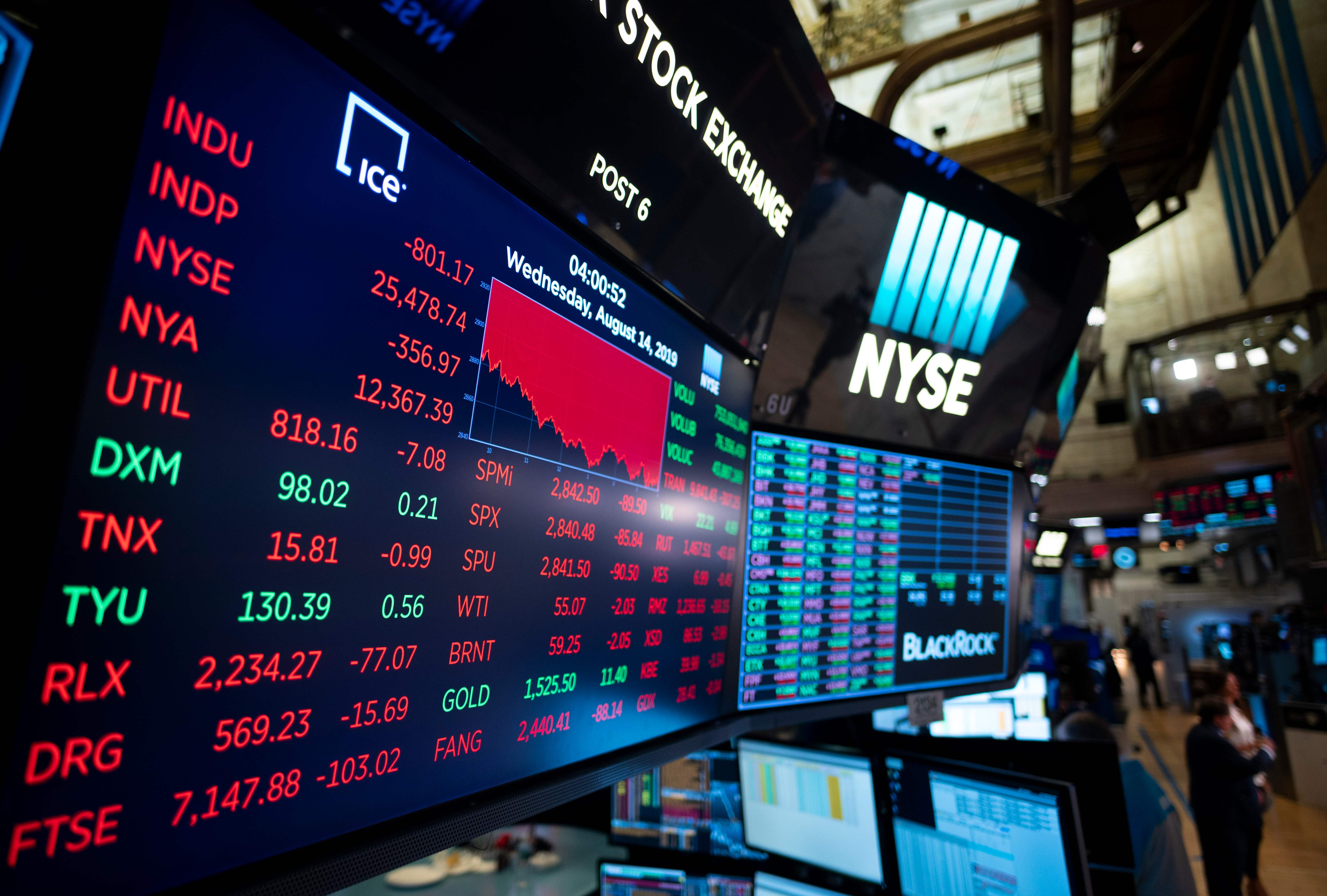 Pergerakan saham di Bursa Saham New York, Wall Street, New York Amerika Serikat.