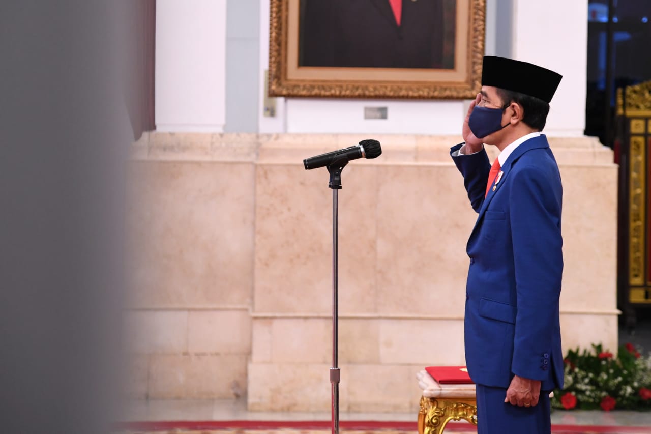 Presiden Joko Widodo saat menerima anggota Paskibraka di Istana.