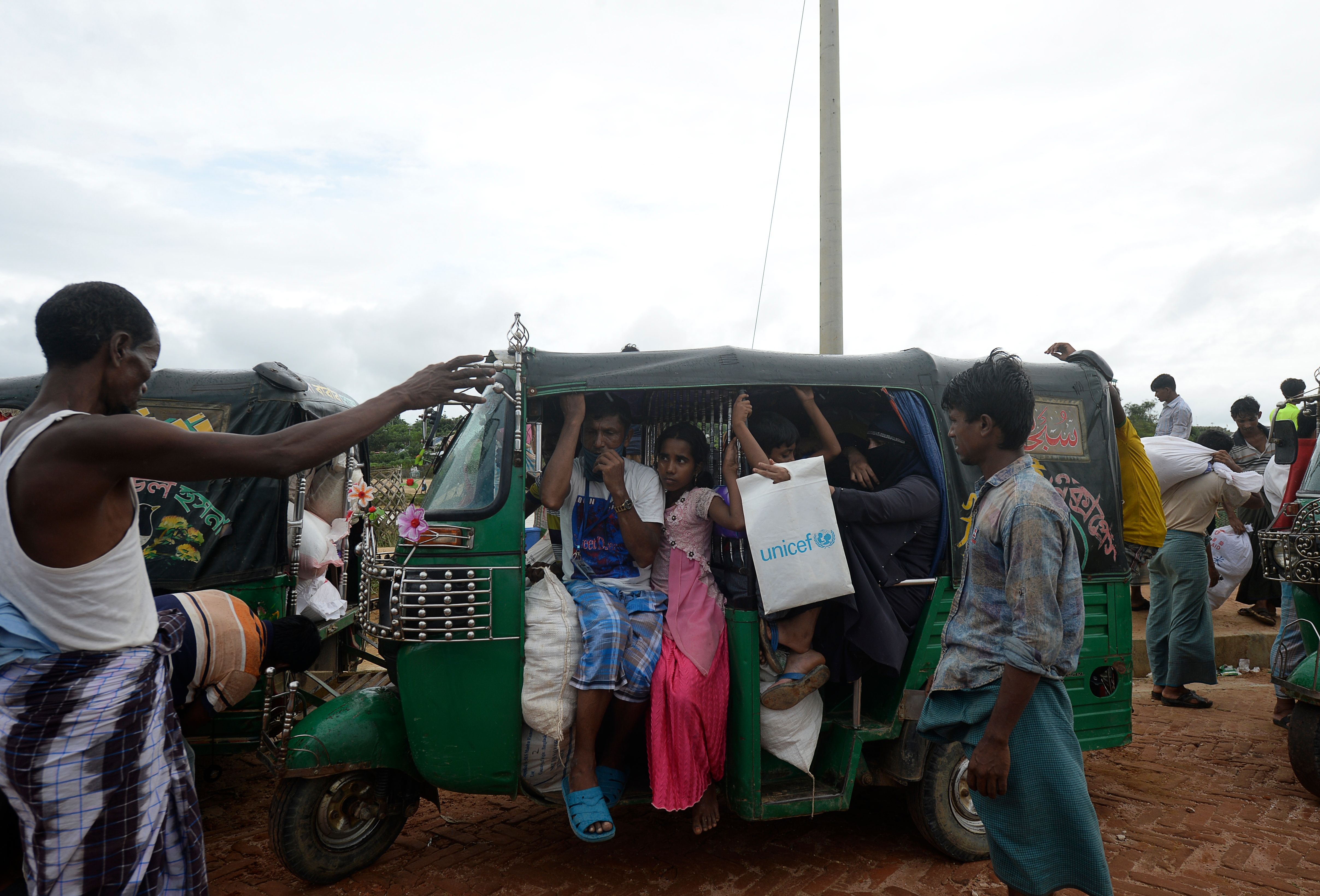 Warga Rohingya di Bangladesh