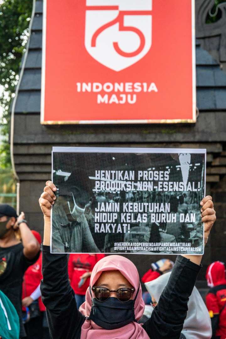 Aksi Menolak Pembahasan RUU Cipta Kerja