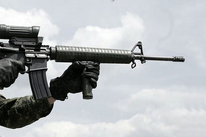 Ilustrasi penembakan