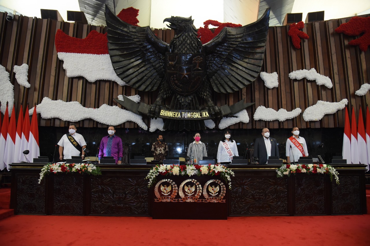 Gladiresik sidang Tahunan MRP RI bersama DPR RI dan DPD RI serta pidato kenegaraan Presiden Joko Widodo di Gedung Nusantara, Jakarta.  