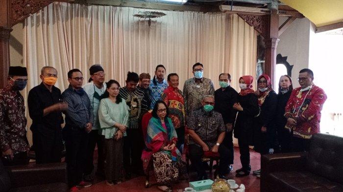 Bupati Kuningan Rangkul Akur