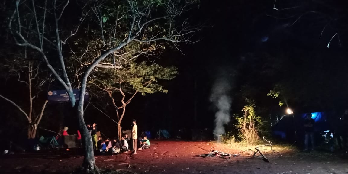 Sejumlah pendaki gunung berkemah di Pegunungan Meratus, Kalsel, Tahun ini pendakian memperingati HUT ke-75 RI di Meratus ditiadakan.