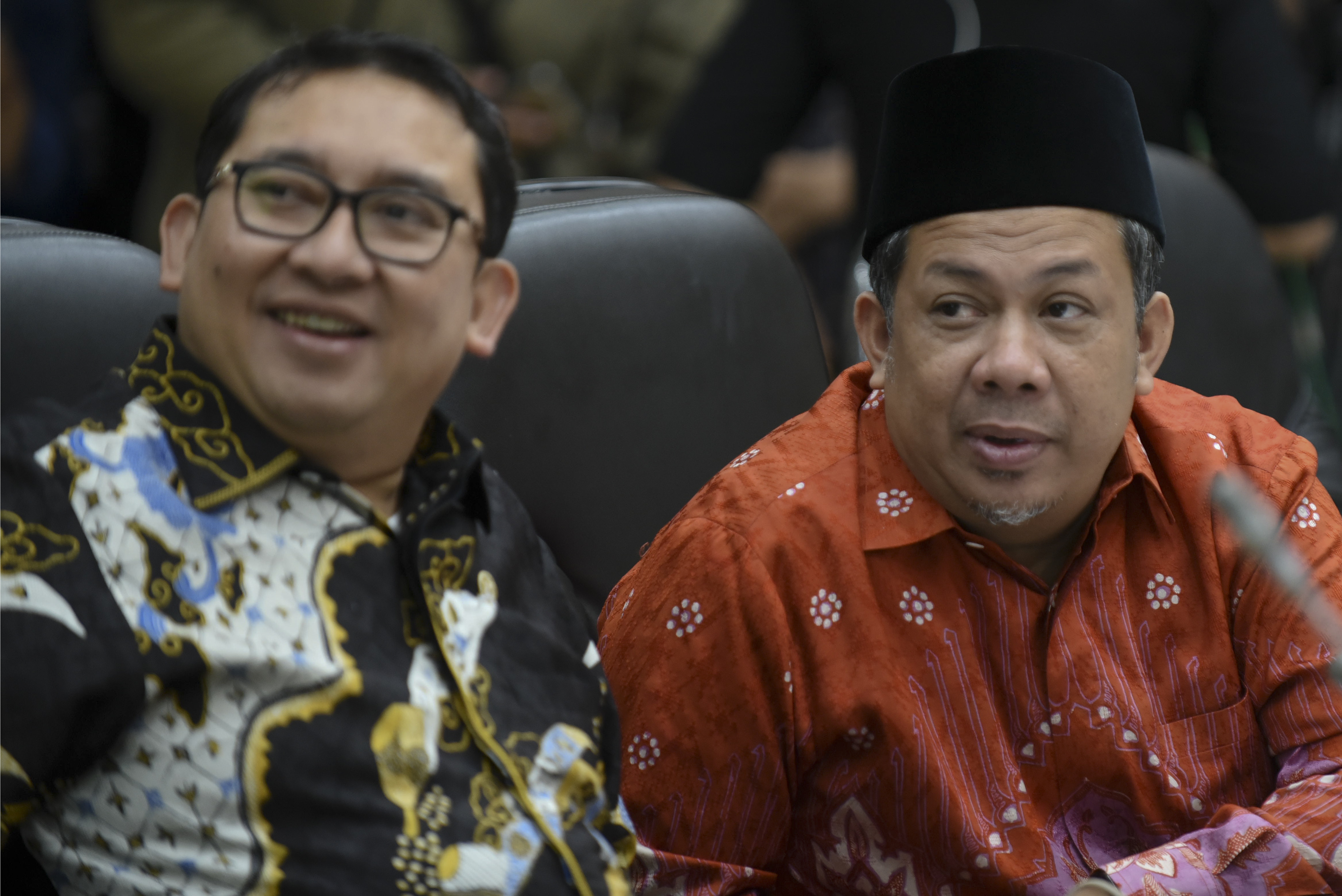Fadli Zon (kiri) dan Fahri Hamzah