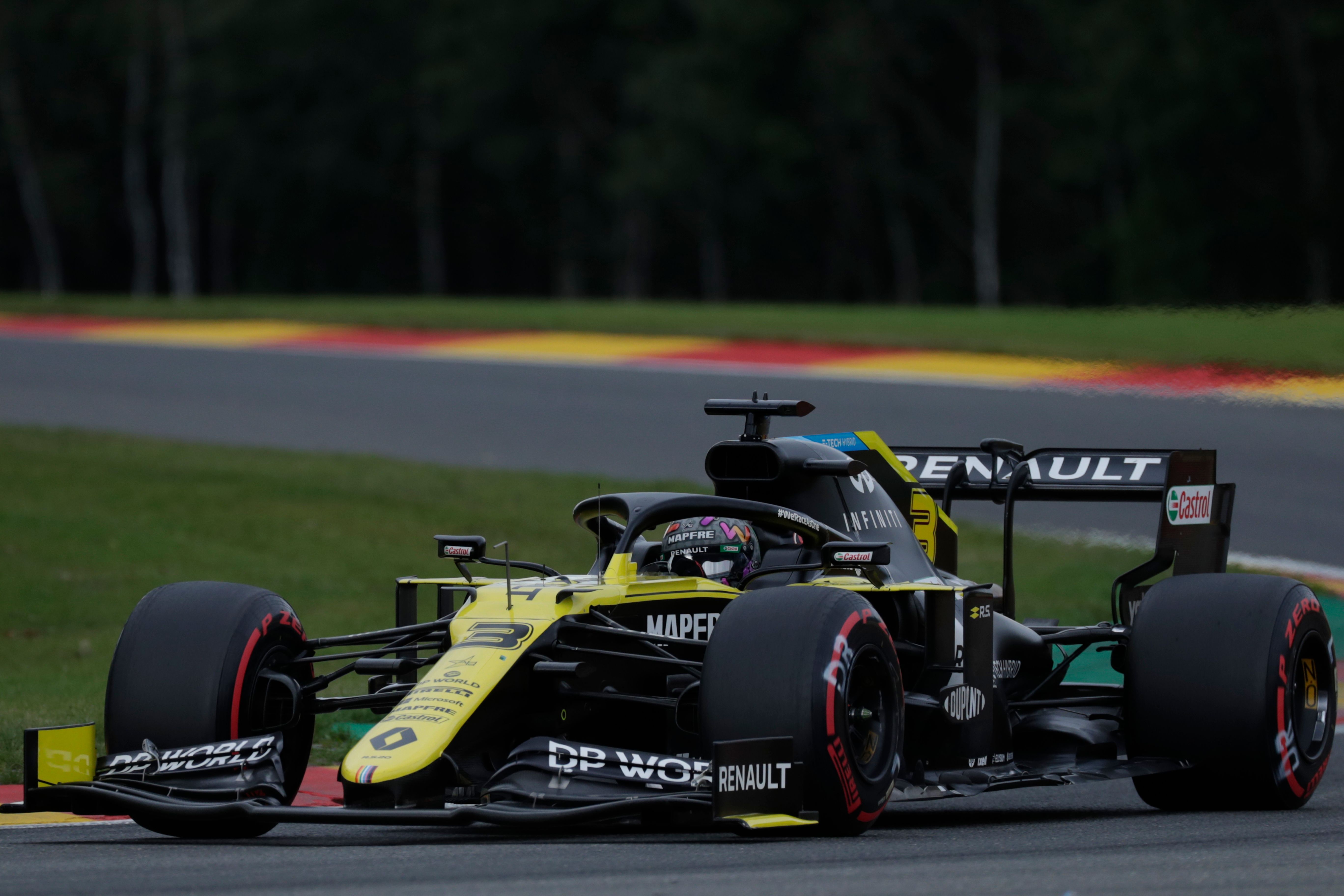 Pembalap Renault Daniel Ricciardo