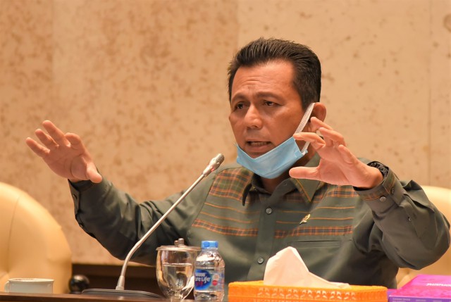 Anggota Komisi V DPR RI  Ansar Ahmad. 