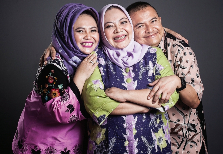 Tiga bersaudara keluarga Mahdi.