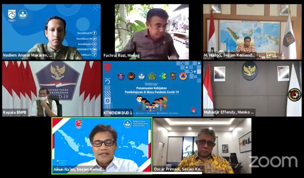 Acara Pengumuman Penyesuaian Kebijakan Pembelajaran di Masa Pandemi Covid-19, Jumat (7/8).