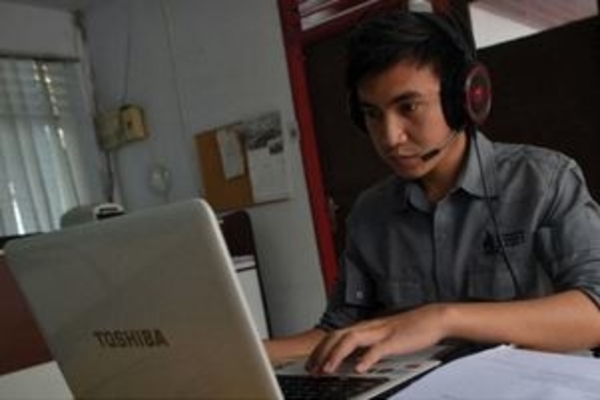 Menerobos Blank Spot dengan BTS Mobile dan 5 Ribu Tablet