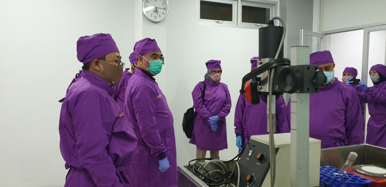 Dirjen PKH Kementan Dr. Ir. Nasrullah, M.S melakukan kunjungan kerja ke Pusat Veteriner Farma (Pusvetma) di Surabaya, Jawa Timur. 