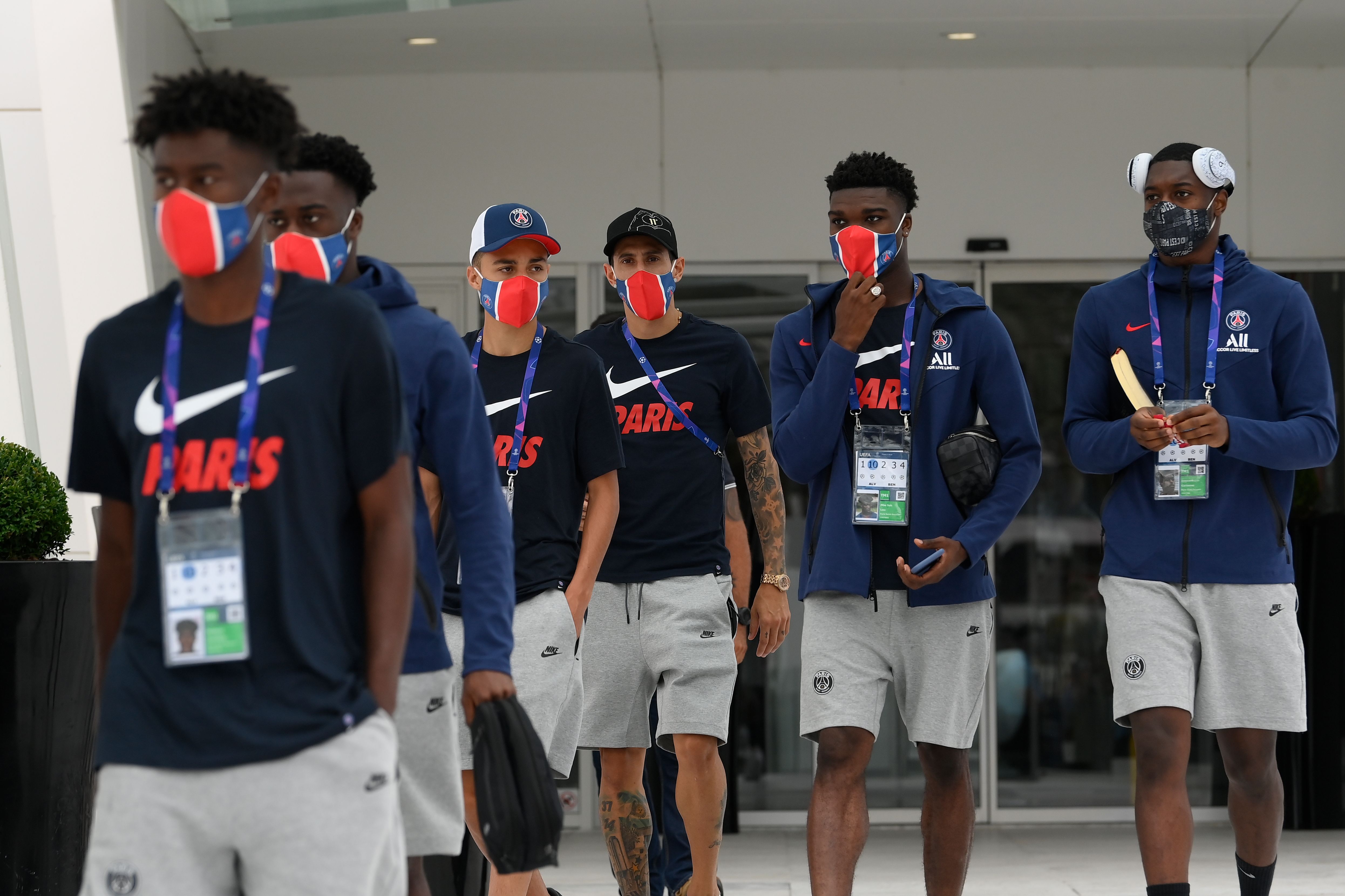 Pemain Paris Saint-Germain saat tiba di Lisbon