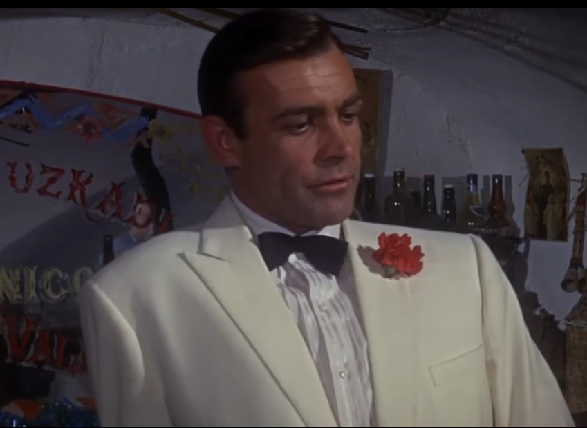 Aktor Inggris, Sean Connery, dinobatkan sebagai pemeran James Bond terbaik versi polling Radio Times.