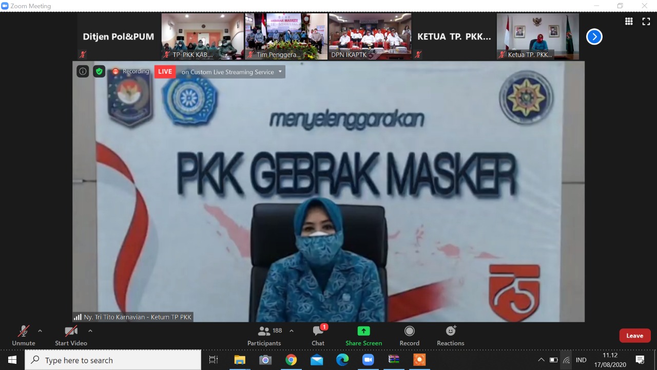 Ketum TP PKK Tri Tito Karnavian saat launching virtual Gebrak Masker.