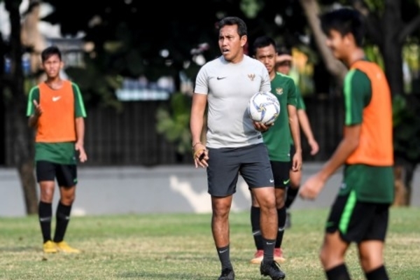 Pelatih tim nasional U-16, Bima Sakti