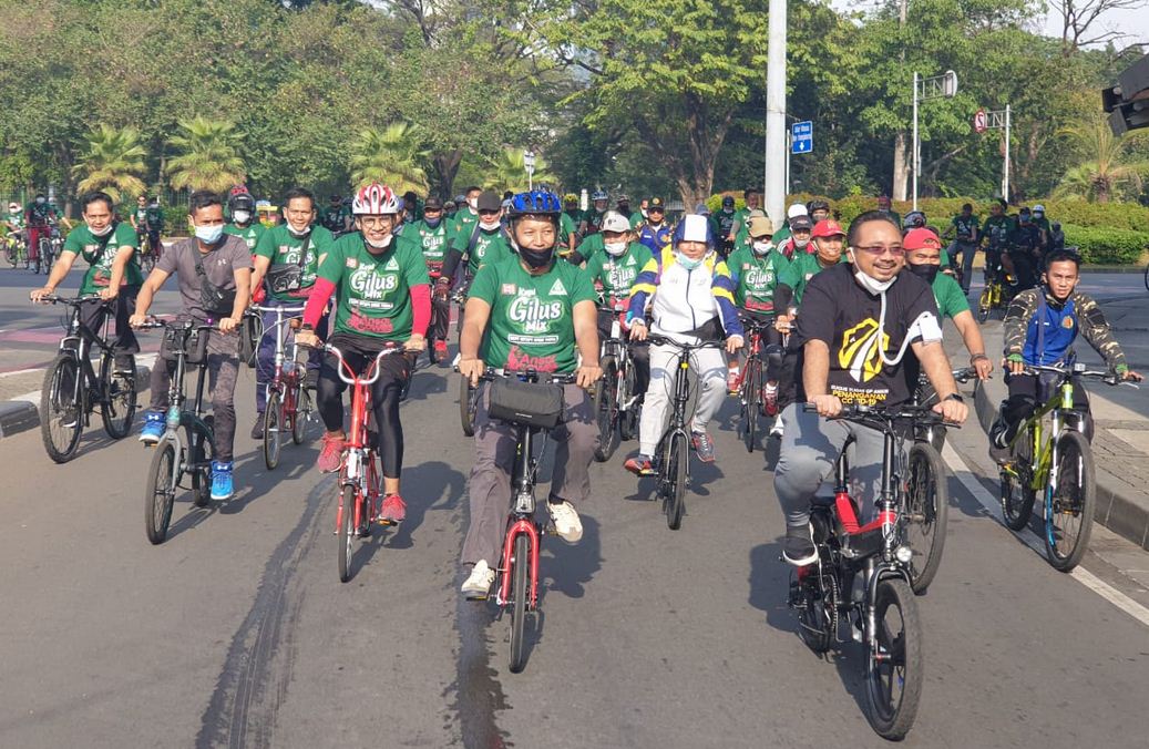 Kegiatan bertajuk Ansor Gowes itu diikuti 300 peserta. 