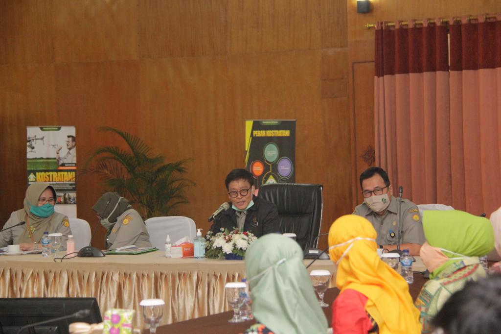 Rapat Pimpinan Badan Penyuluhan dan Pengembangan SDM Pertanian (BPPSDMP) di Jakarta, Senin (3/8).