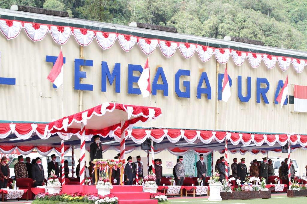 Upacara peringatan HUT ke-75 Kemerdekaan RI di PT Freeport Indonesia (PTFI), Distrik Tembaga Pura, Mimika. Papua. 