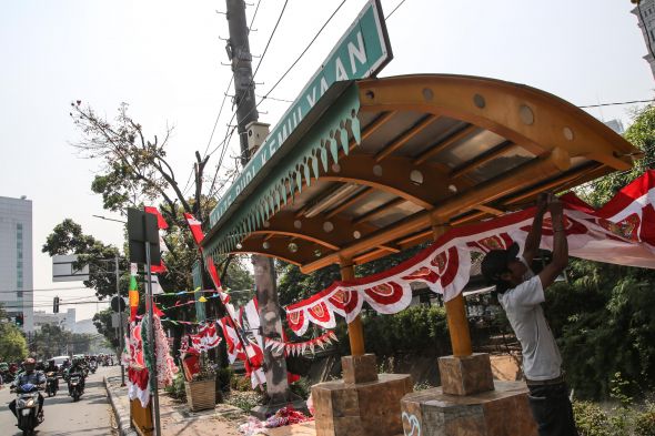 Ilustrasi: Penjual bendera musiman.