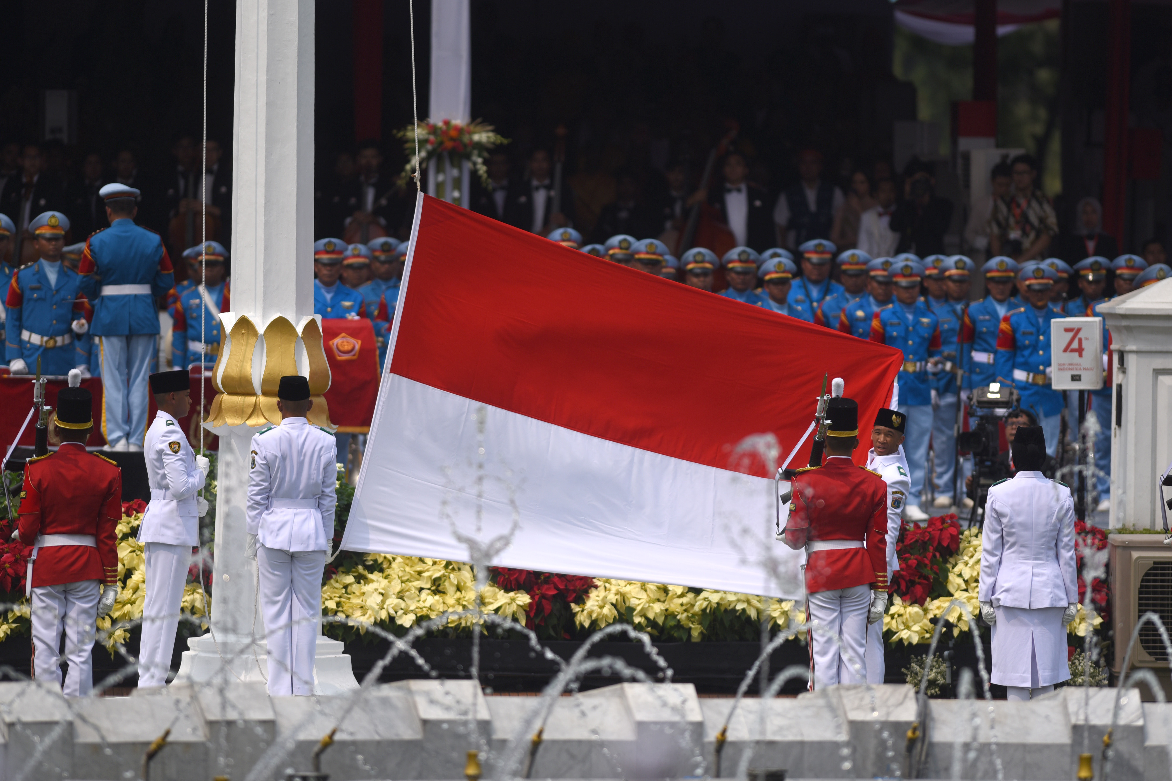 Suasana Upacara Peringatan Detik-Detik Proklamasi Kemerdekaan Indonesia ke-74 Tahun 2019 di Istana Merdeka