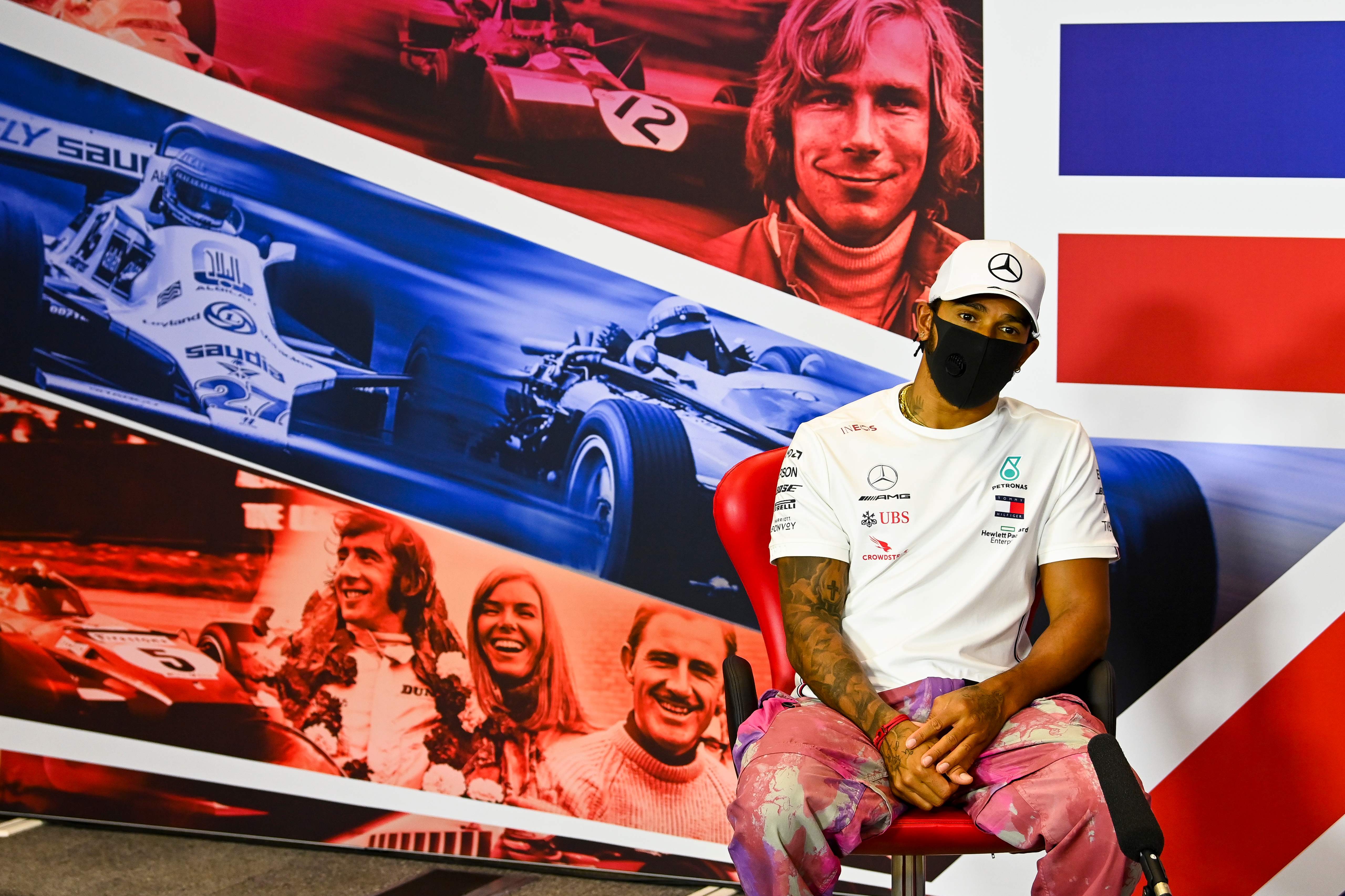 Lewis Hamilton saat menghadiri perayaan 70 tahun Grand Prix F1 di Silverstone, Northampton Inggris, Kamis (6/8/2020).
