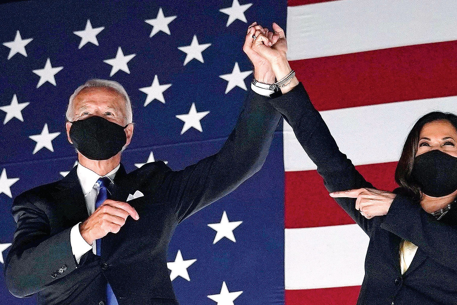 KONVENSI NASIONAL DEMOKRAT: Calon presiden dari Partai Demokrat Joe Biden (kiri) bersama calon wakil presiden dari Partai Demokrat 