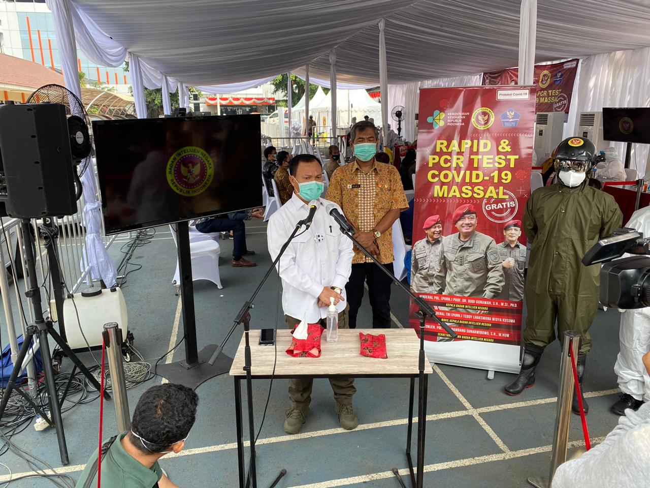 Rapid tes dan tes usap massal oleh BIN