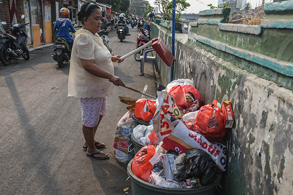 Sampah rumah tangga.