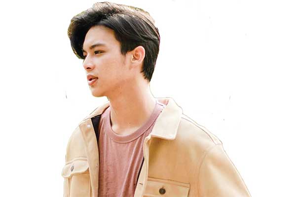 Musikus  Rey Mbayang 