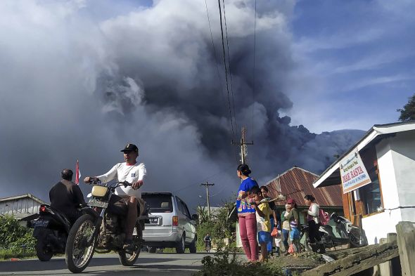 Gunung Sinabung Kembali Erupsi.