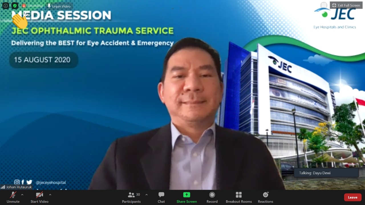 dr. Johan A Hutauruk, SpM(K), Presiden Direktur JEC Korporat.