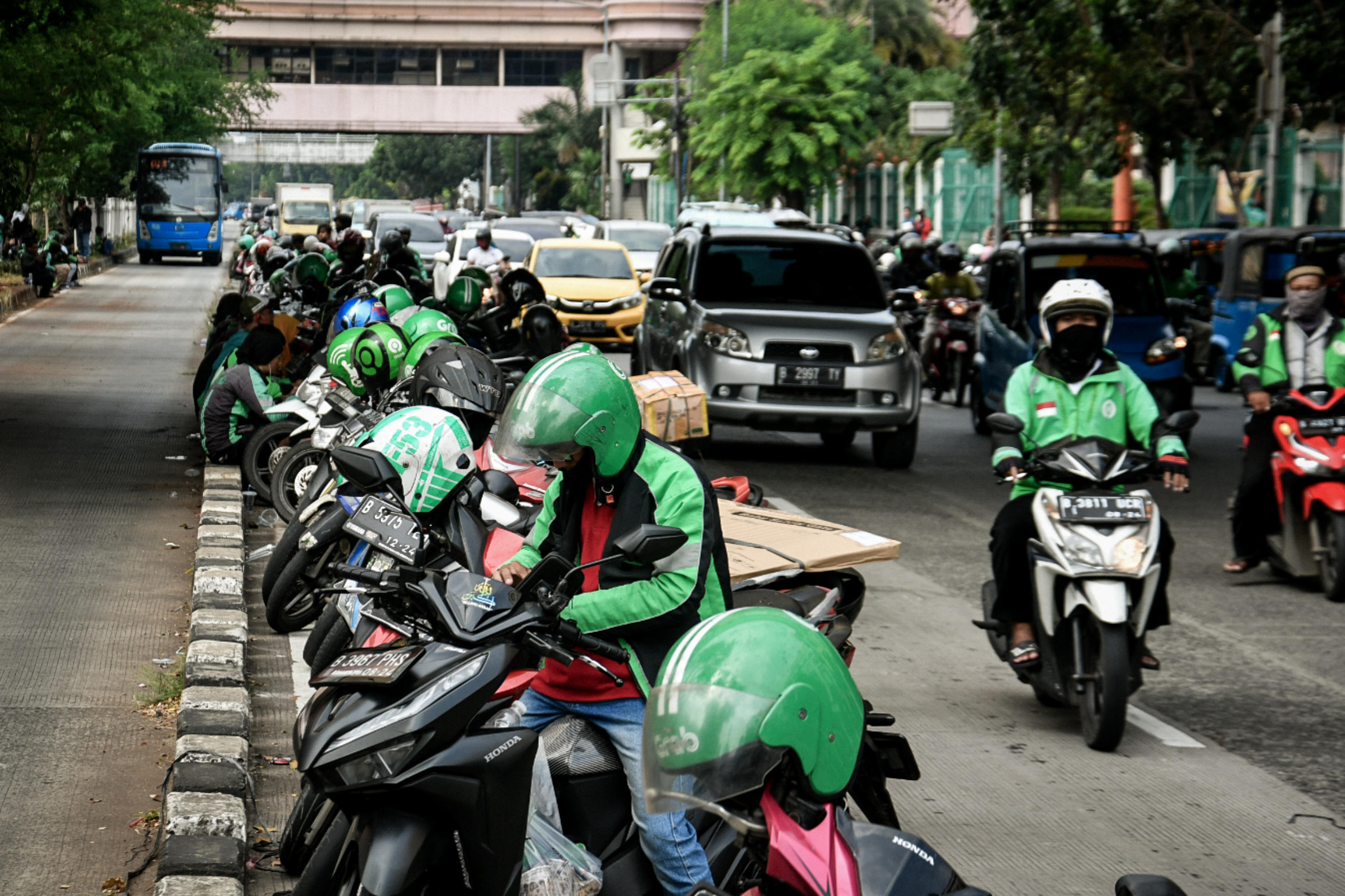 Ojek online tidak terkena aturan ganjil genap