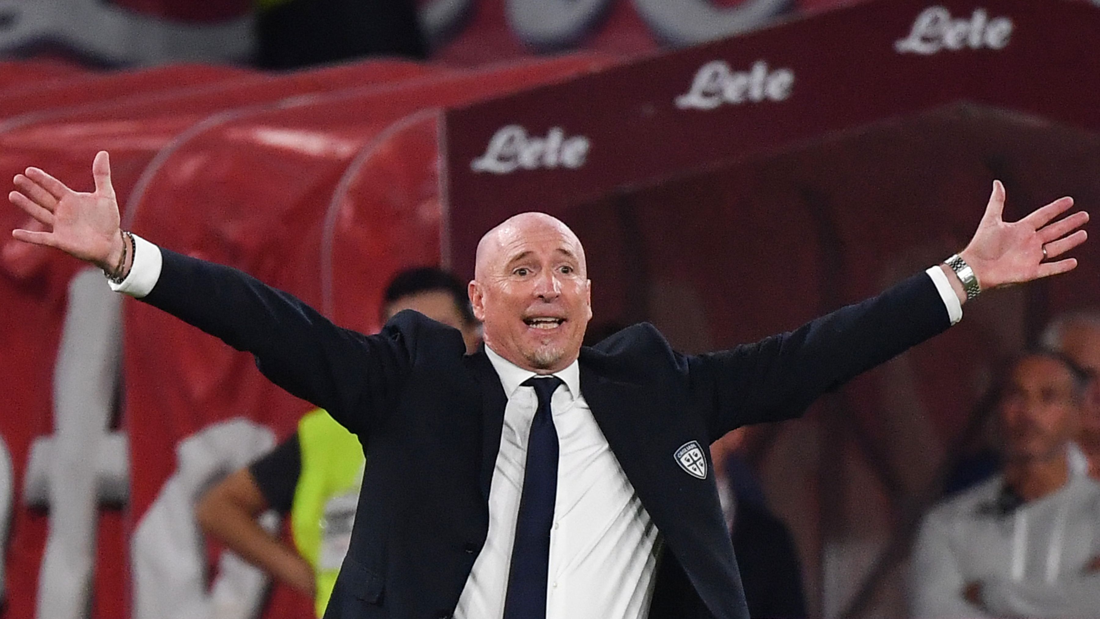 Pelatih baru Genoa Rolando Maran