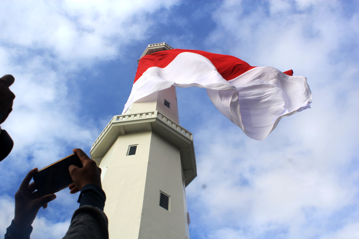 Massa Intoleran Rusak Acara Adat