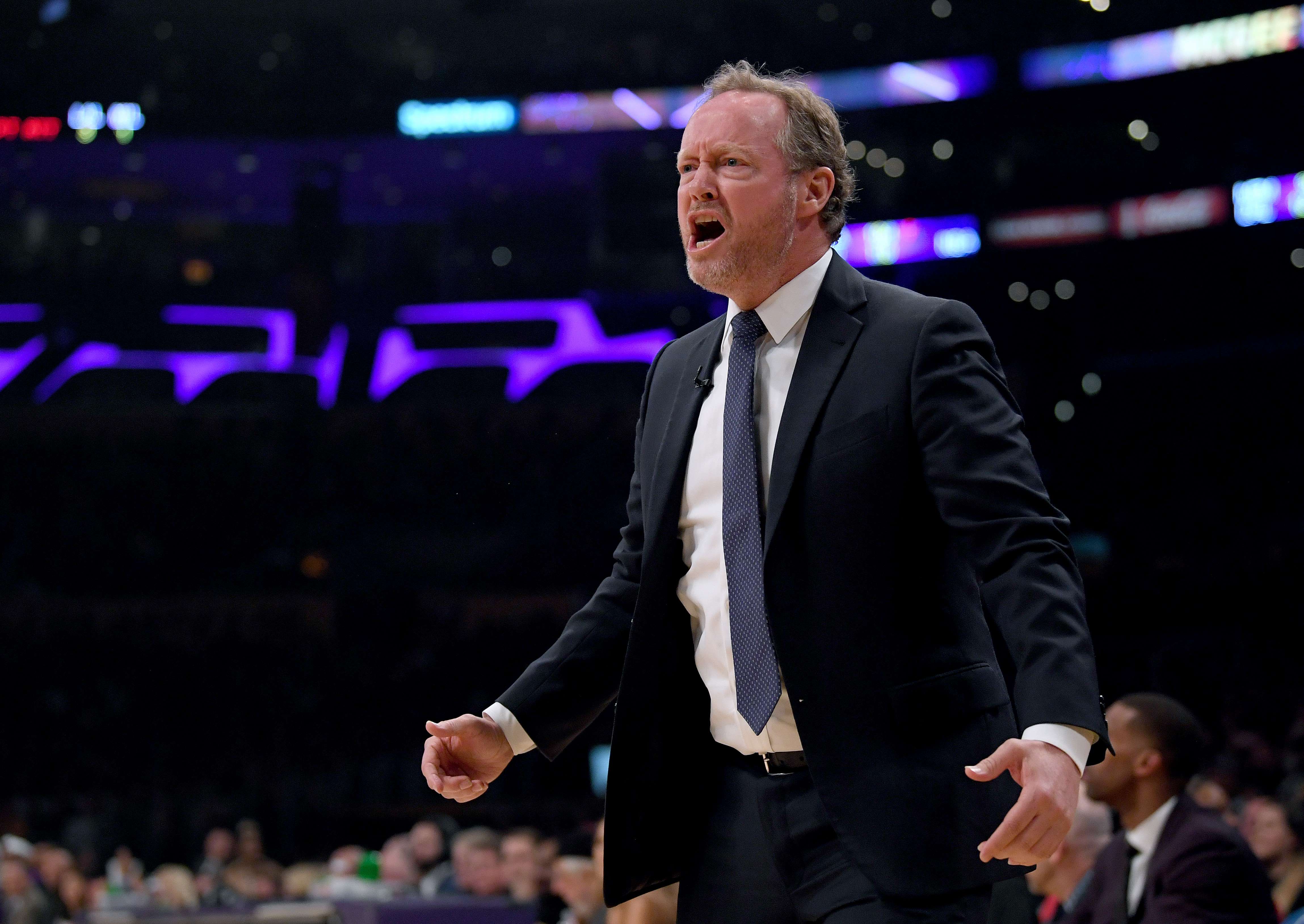 Pelatih Milwaukee Bucks Mike Budenholzer
