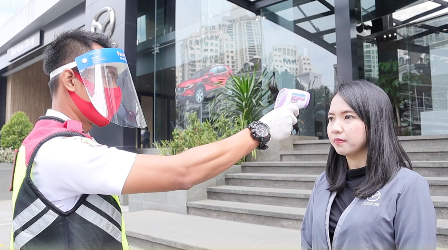  Seluruh diler resmi Mazda sudah menerapkan protokol kesehatan yang ketat sehingga pelanggan tidak perlu takut untuk datang.