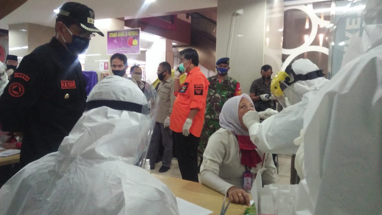 Ilustrasi swab tes di Tasikmalaya