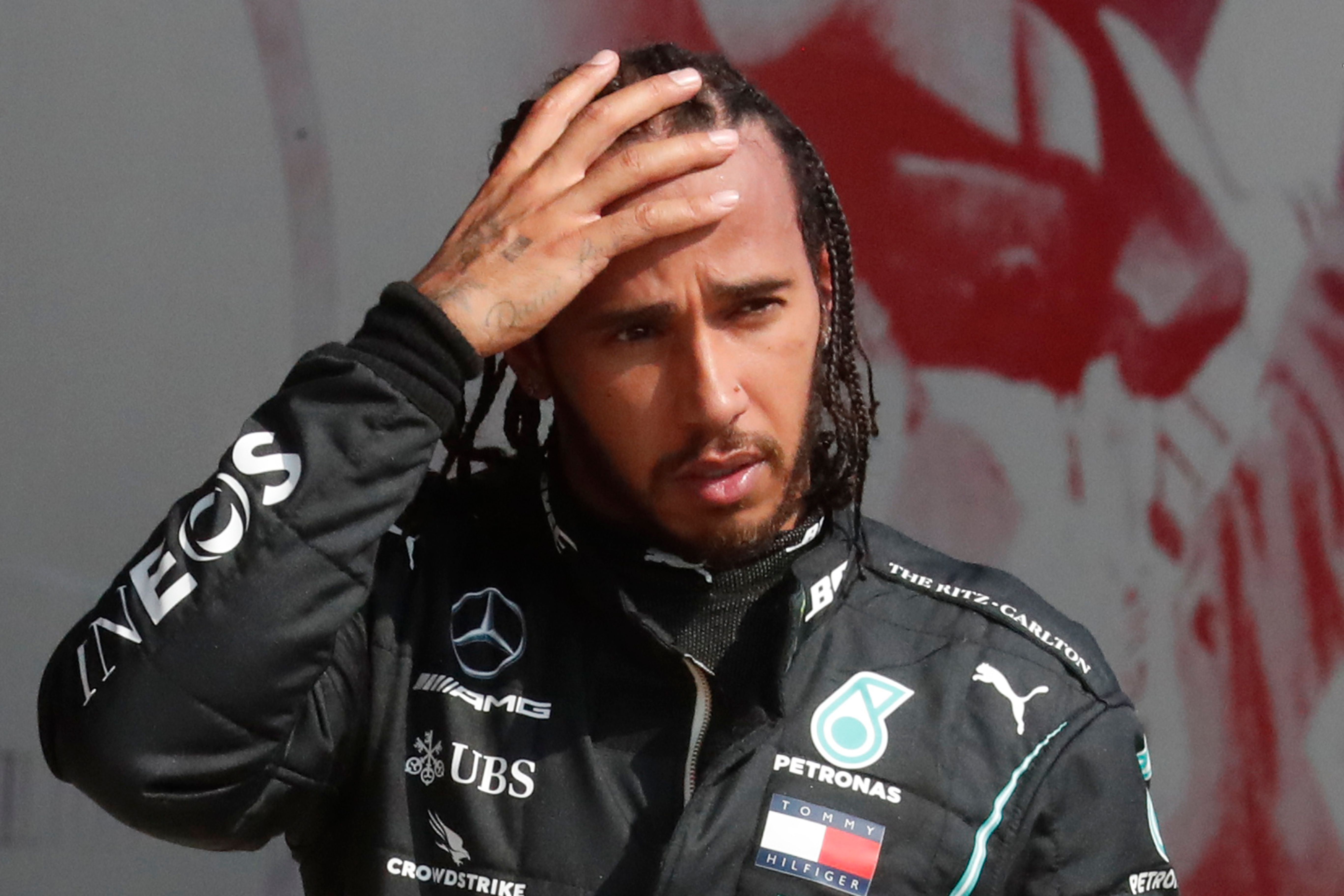 Pembalap Mercedes Lewis Hamilton