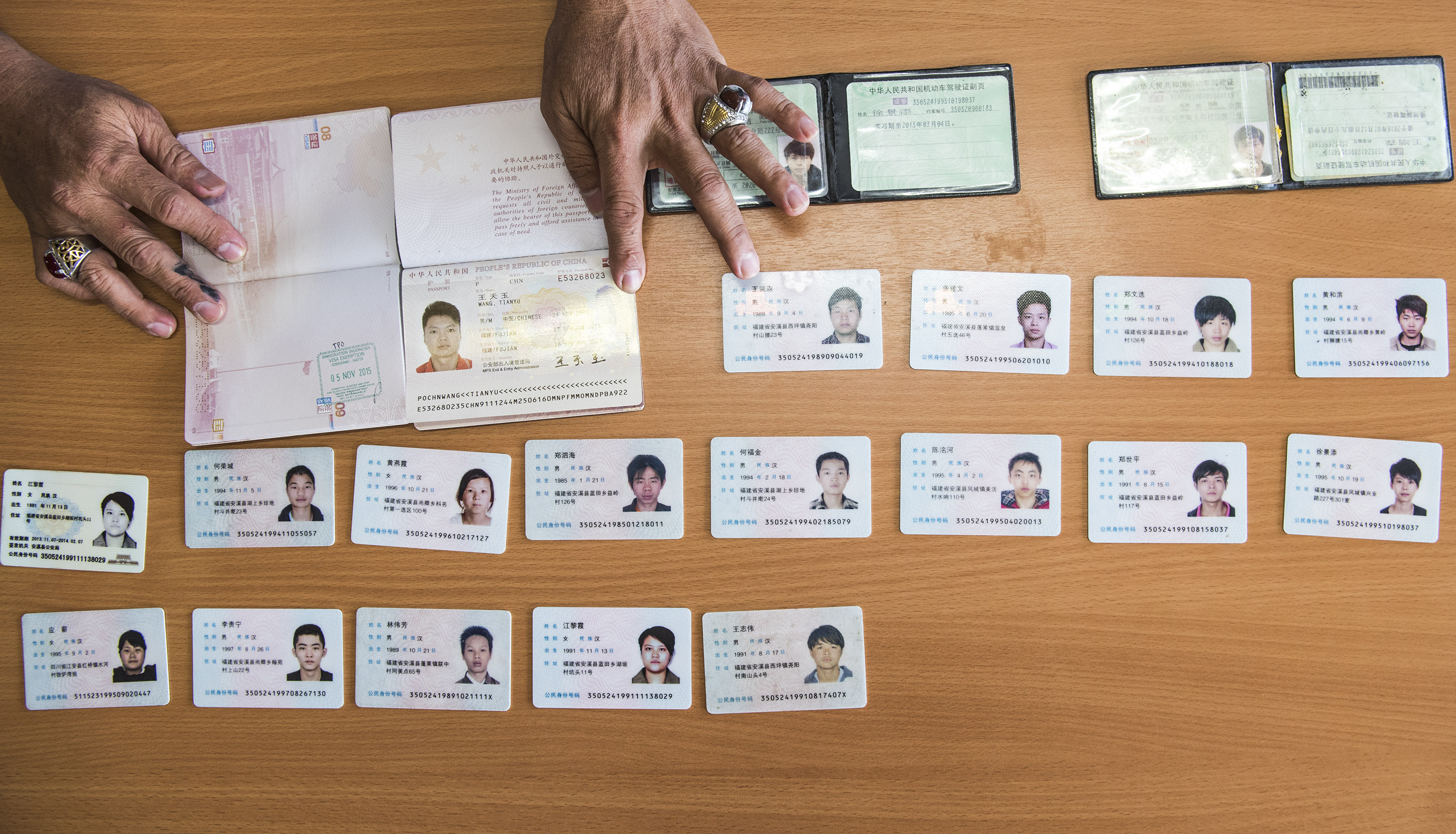  Ilustrasi WNA tidak punya izin kerja