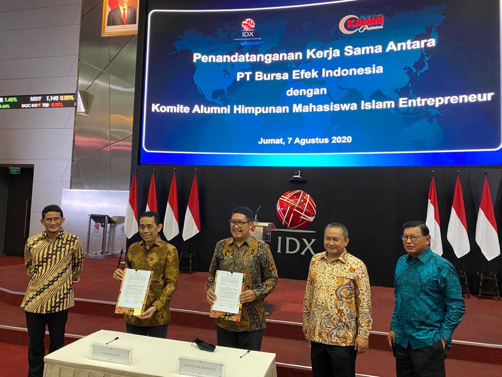 Penandtanganan MoU KAHMIPreneur dan Bursa Efek Indonesia